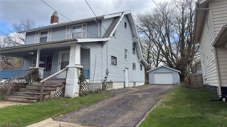 379 Noah Avenue, Akron, OH - Photo 2