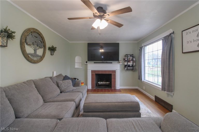 3628 Hopkins Road, Youngstown, OH - Photo 8