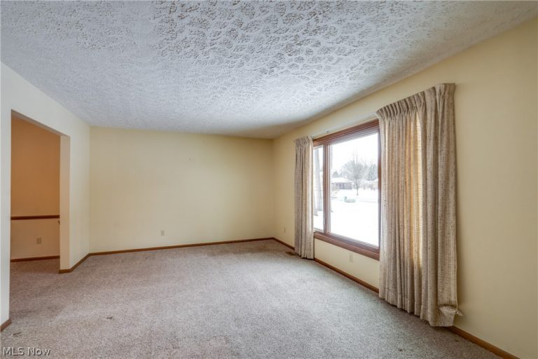 6180 Drexel Street, Massillon, OH - Photo 8