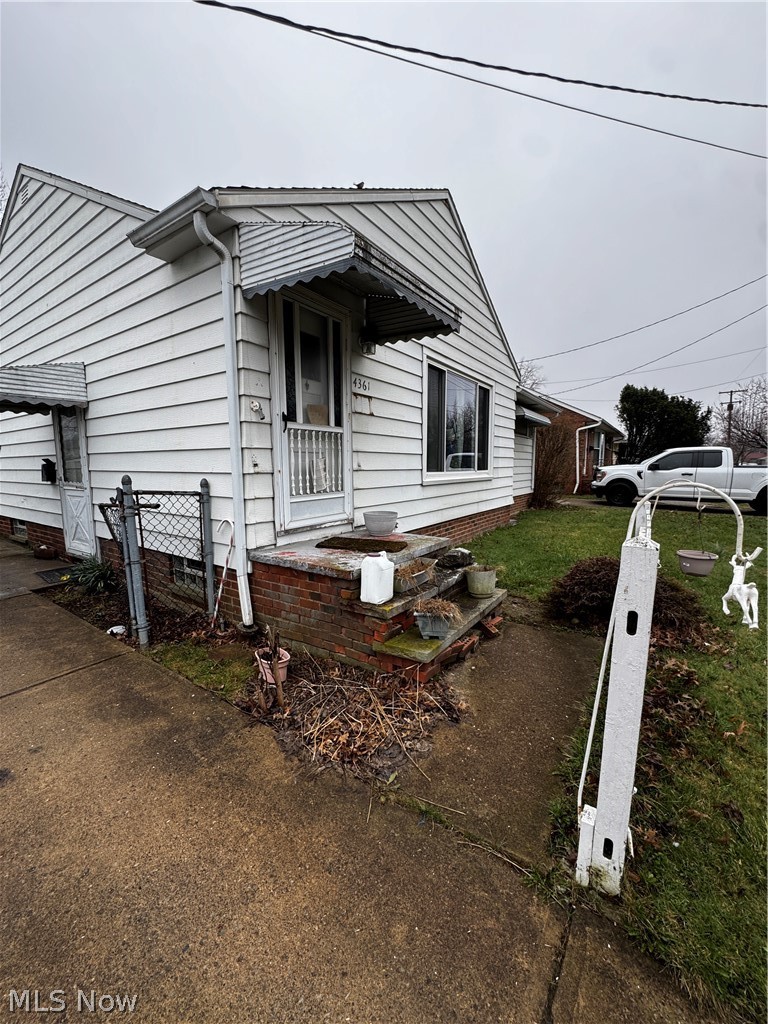 4361 155th Street, Cleveland, OH - Photo 2