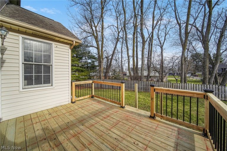 5271 Dolores Street, Canton, OH - Photo 8