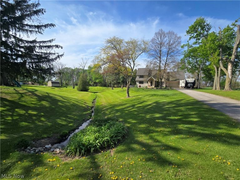 8113 Darrow Road, Huron, OH - Photo 3