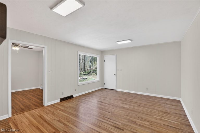 3050 State Road, Cuyahoga Falls, OH - Photo 6