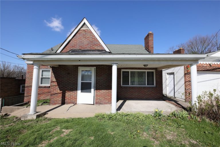 67 Culler Rd, Weirton, WV - Photo 2