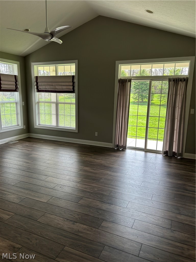 8415 Bella Drive, Macedonia, OH - Photo 5