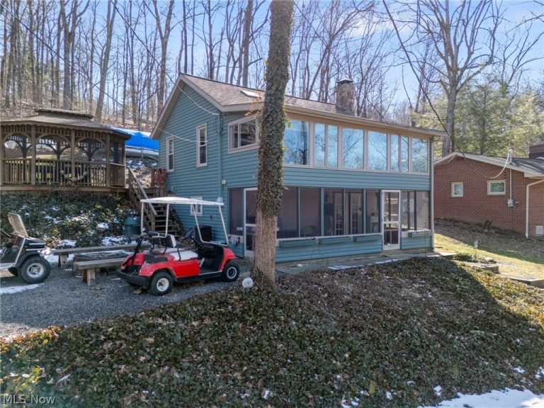3144 Rockwood Drive, Carrollton, OH - Photo 2