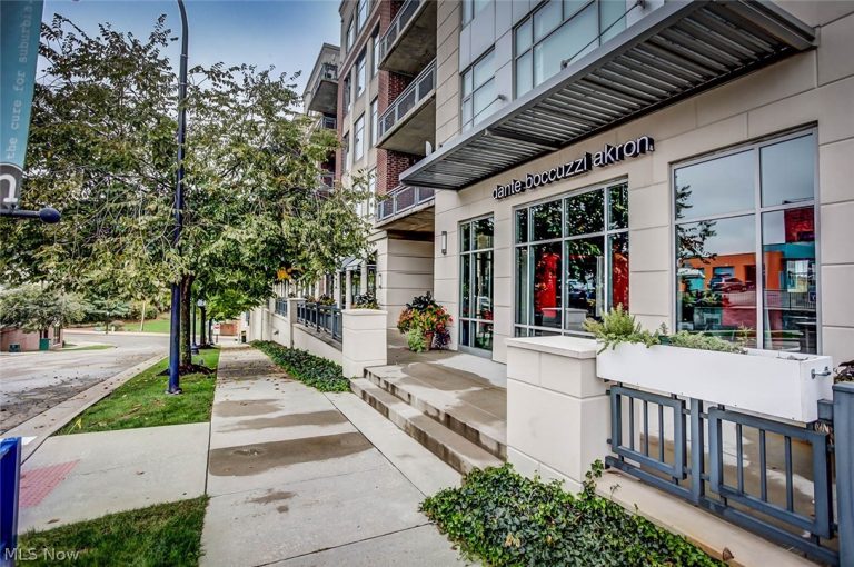 21 Furnace Street #805, Akron, OH - Photo 4