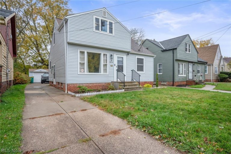 5234 Erwin Street, Maple Heights, OH, 44137
