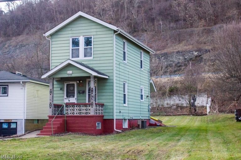 414 Ohio Street, Tiltonsville, OH - Photo 2