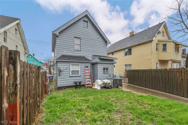 7914 Dorver Avenue, Cleveland, OH - Photo 4