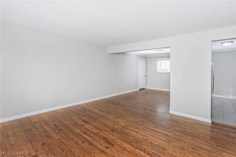 550 Augdon Drive, Elyria, OH - Photo 3