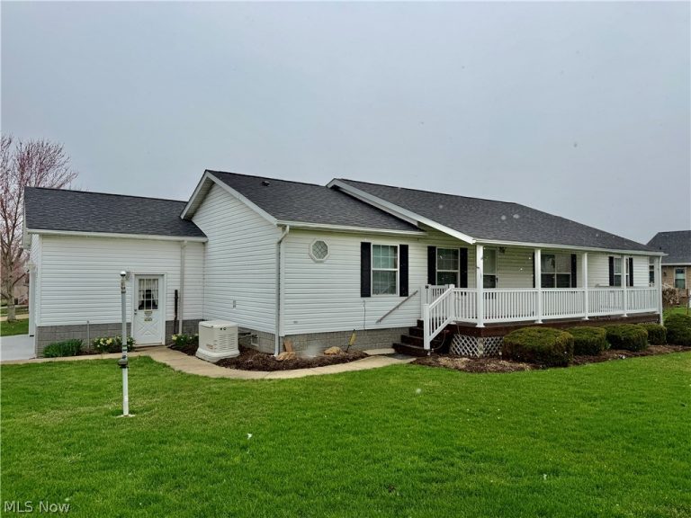 5665 Innkeeper Street, Dennison, OH - Photo 2