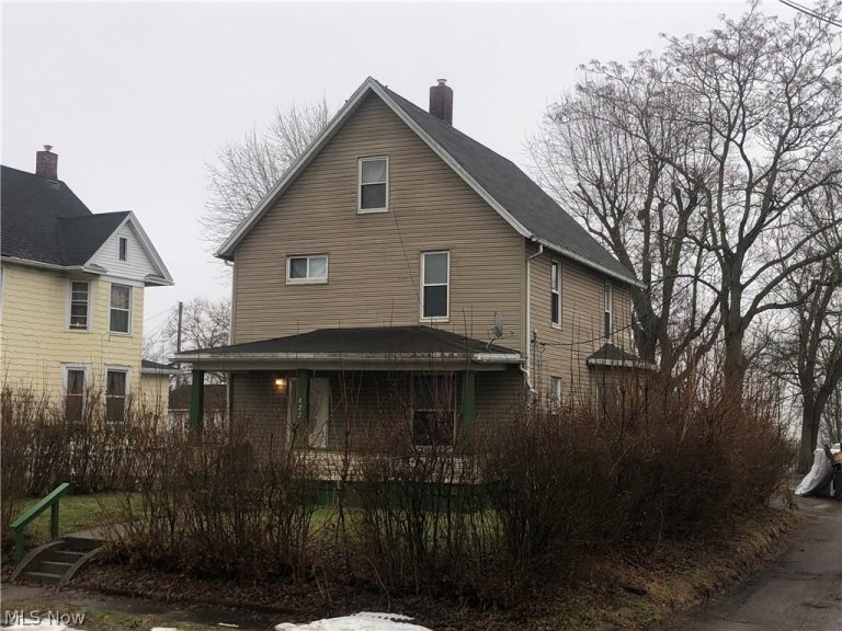 822 Highland Road, Canton, OH, 44704