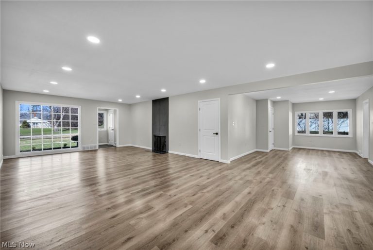 24150 Woodland Road, Shaker Heights, OH - Photo 4