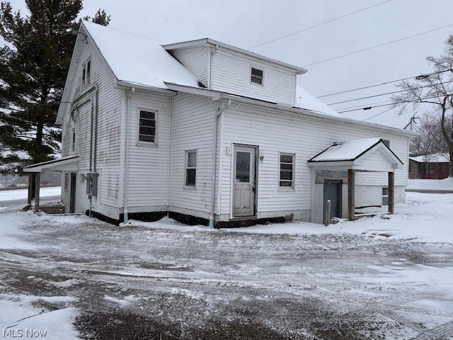 16310 Madison Road, Middlefield, OH - Photo 3