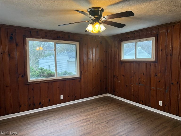1427 252nd Street, Euclid, OH - Photo 5