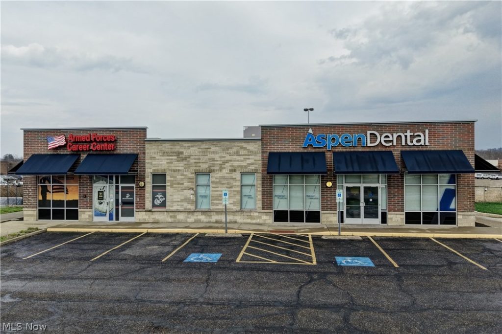 341 Graff Road, New Philadelphia, OH
