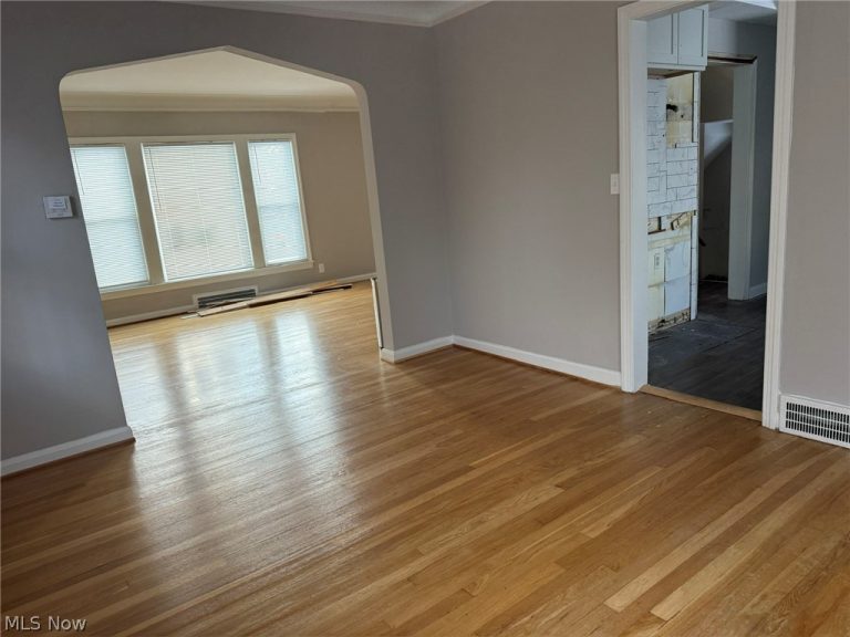 3531 Bainbridge Road, Cleveland Heights, OH - Photo 6