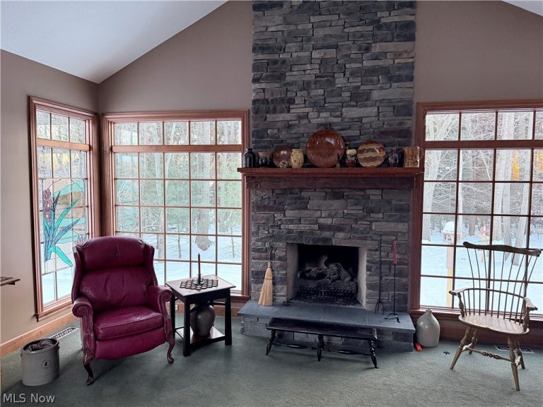 2142 Pearce Circle, Salem, OH - Photo 8