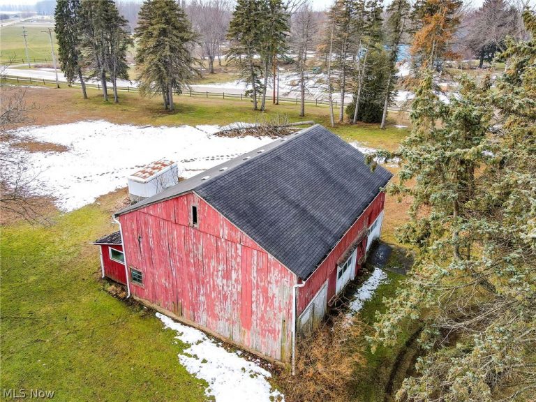 38841 Detroit Road, Avon, OH - Photo 4