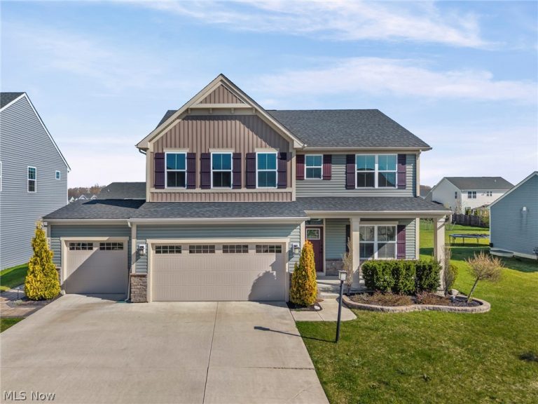 36590 Gladstone Mill Drive, North Ridgeville, OH - Photo 2