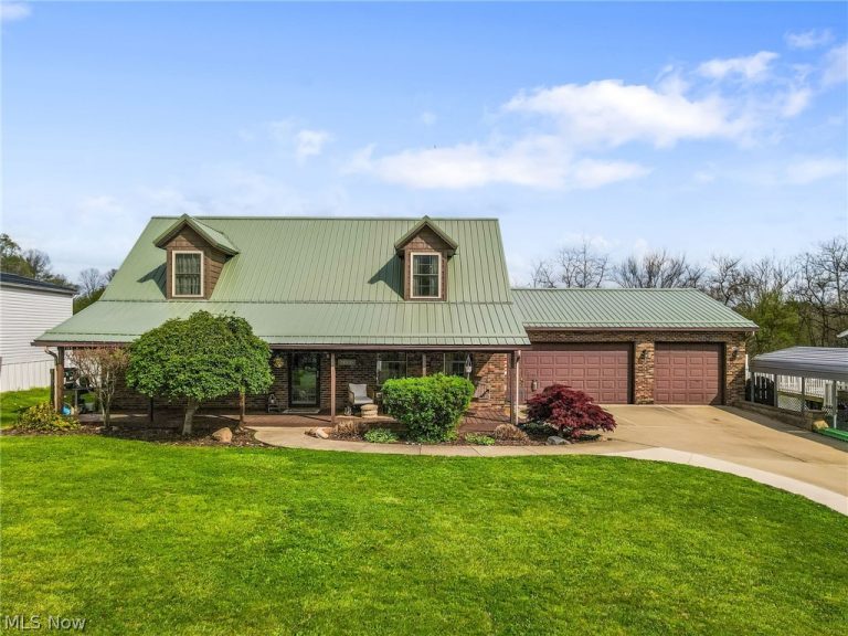 2000 Adamsville Road, Zanesville, OH, 43701