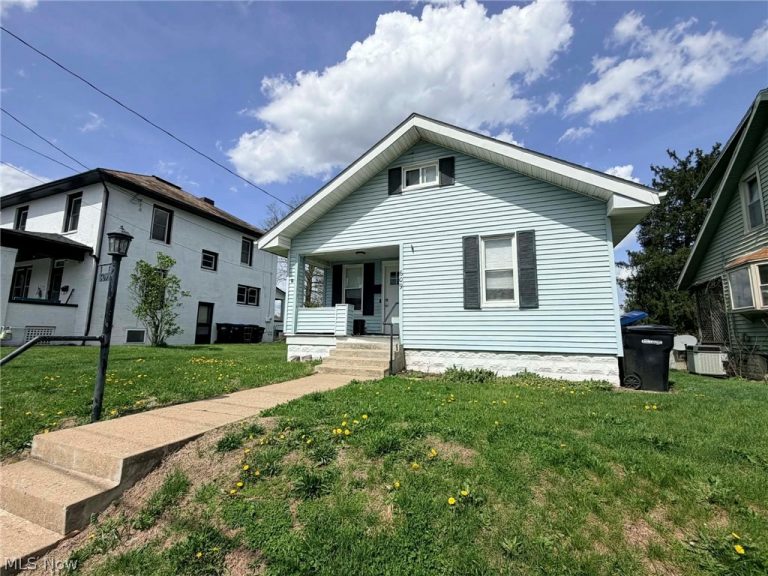 609 Seborn Avenue, Zanesville, OH - Photo 2