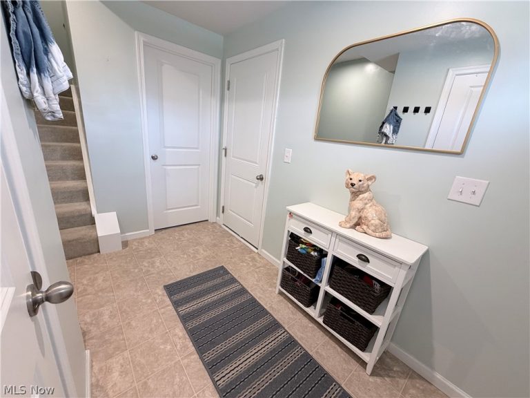 177 Raintree Lane, Painesville, OH - Photo 2