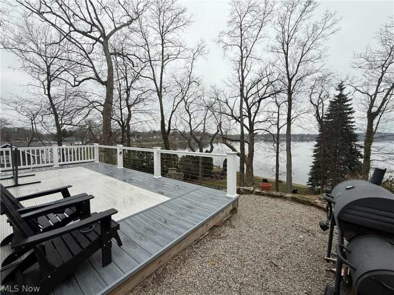 1376 Catherine Avenue Extension, Lakemore, OH - Photo 2