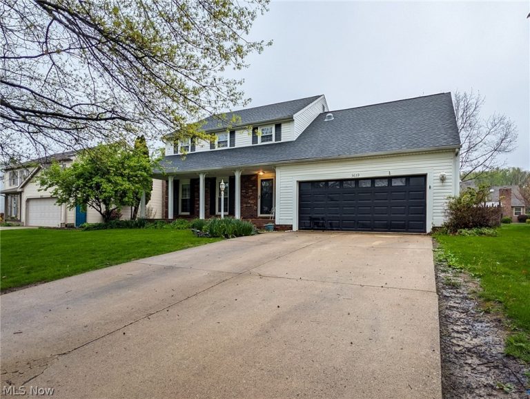 3659 Farnham Street, North Canton, OH, 44720