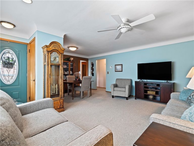 4466 215th Street, Fairview Park, OH - Photo 5