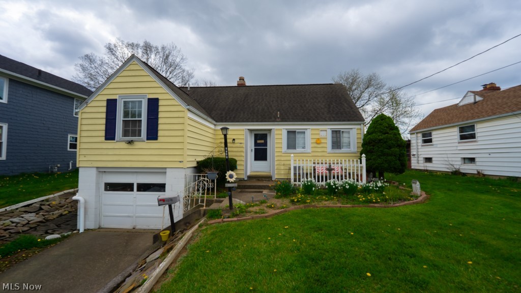 2743 Lincoln Way, Massillon, OH