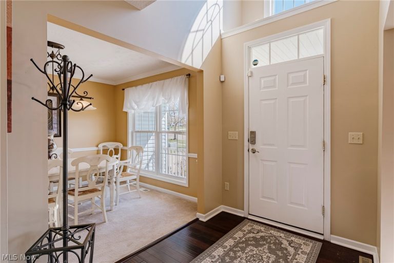 885 Holborn Road, Streetsboro, OH - Photo 3