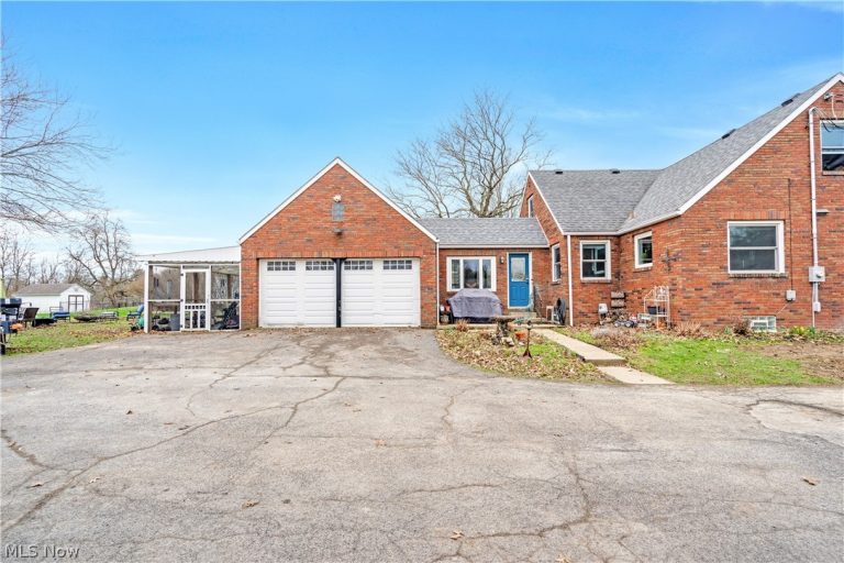 754 Fairfield Avenue, Columbiana, OH - Photo 5