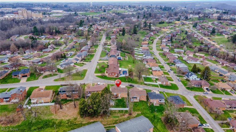 2714 Iva Way, Steubenville, OH - Photo 4