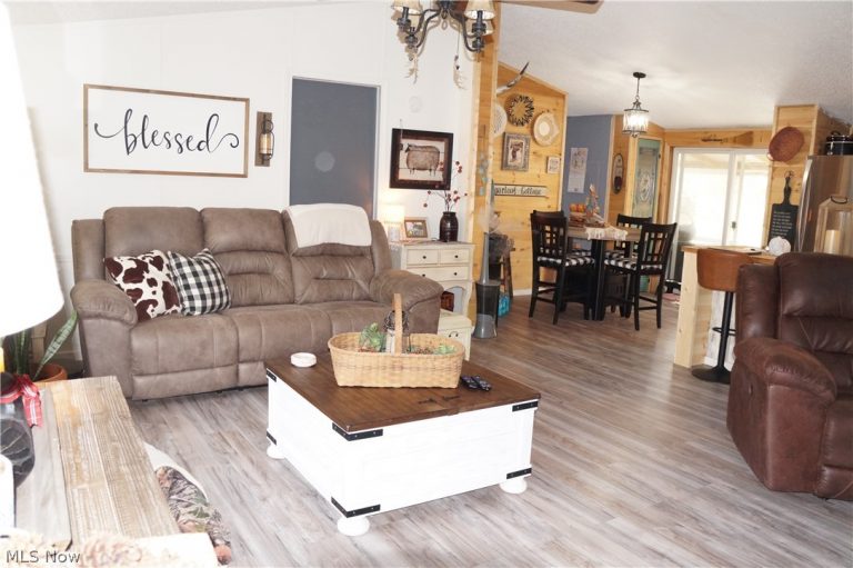 2742 Laurel Creek Road, Waverly, WV - Photo 4