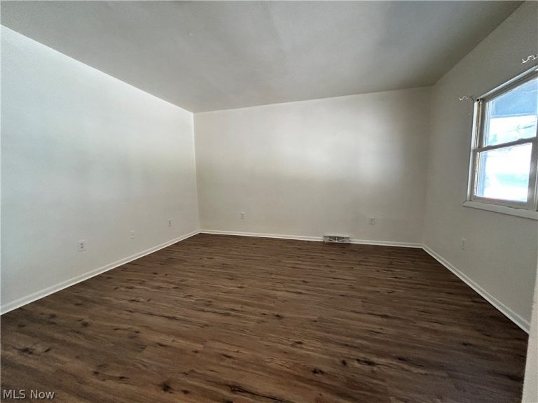 642 Cove Road #1, Weirton, WV - Photo 2