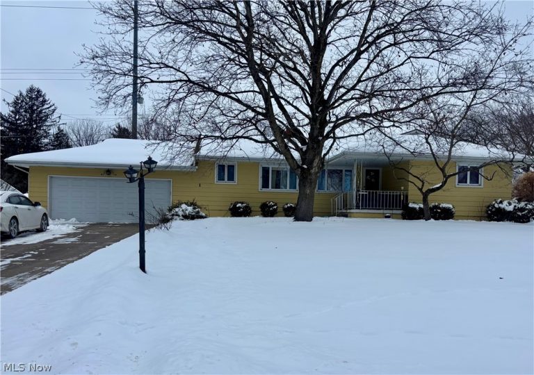 1 Hilltop Drive, Mount Vernon, OH - Photo 8