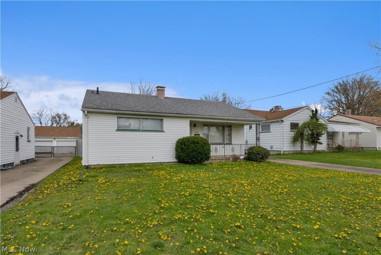 1614 Country Club Avenue, Youngstown, OH - Photo 3