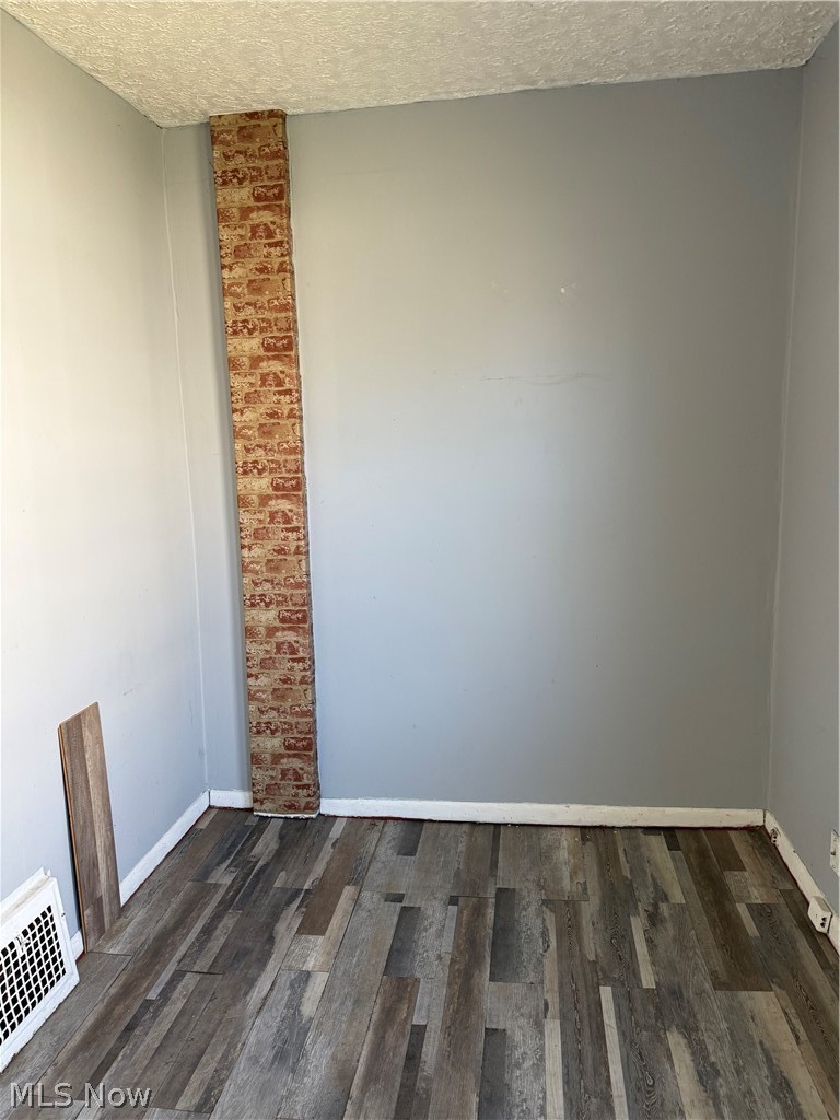 2083 42nd Street, Cleveland, OH - Photo 2