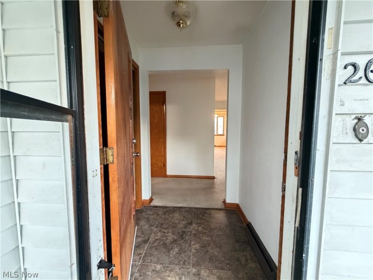 2602 Morningside Avenue, Parkersburg, WV - Photo 2