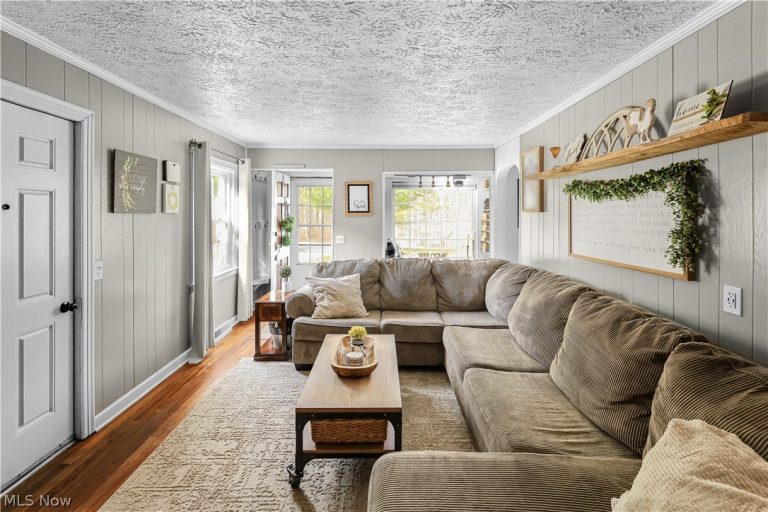 3456 Phalanx Mills Herner Road, Southington, OH - Photo 4