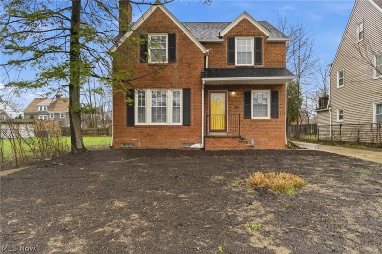 3153 Becket Road, Cleveland, OH - Photo 2