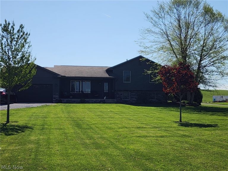 4947 Pleasant Valley Road, Dennison, OH - Photo 2