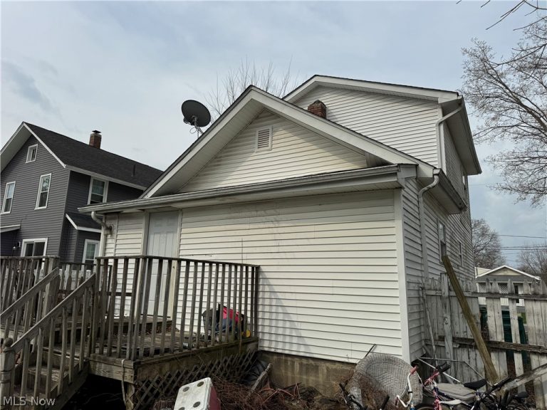 45 Cedar Street, Geneva, OH - Photo 5