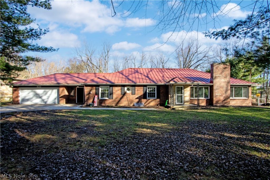 800 Main Street, Loudonville, OH