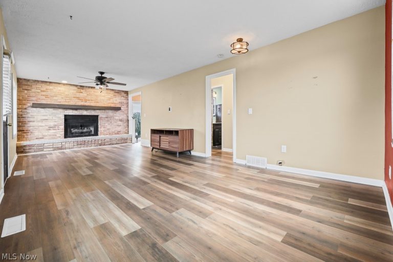 1865 9th Street, Akron, OH - Photo 4