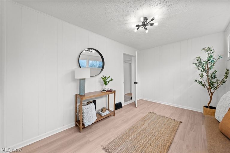 849 Walnut Avenue, Alliance, OH - Photo 5