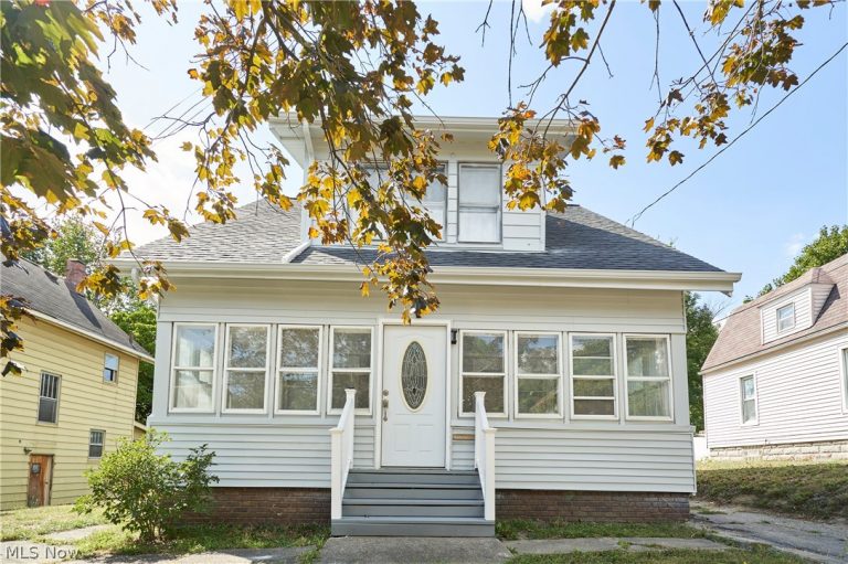 2154 12th Street, Akron, OH, 44314