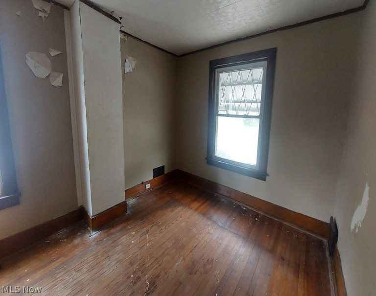 3324 ELM Street, Weirton, WV - Photo 8